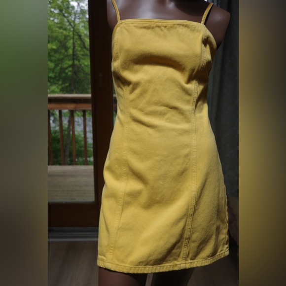 Urban Outfitters Yellow Mini Denim dress S - Picture 2 of 7